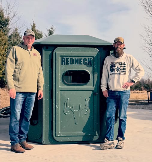 Team with Redneck Blind